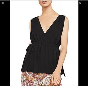 BCBGMaxAzria Elegant Black V-Neck sleeveless Top